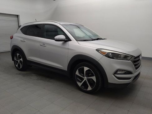 Used 2016 Hyundai Tucson Sport image 11
