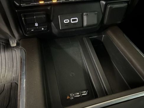 Certified 2021 GMC Sierra 2500 Denali AWD/4WD image 34