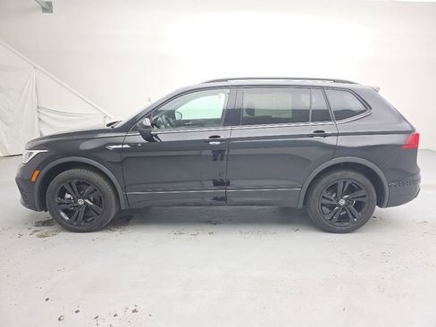 Used 2024 Volkswagen Tiguan SE R-Line AWD/4WD image 7