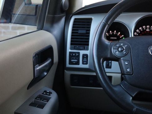 Used 2008 Toyota Sequoia Limited AWD/4WD image 34