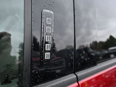 Used 2019 Ford F150 XLT w/ Equipment Group 302A Luxury image 17