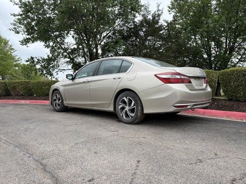 Used 2016 Honda Accord LX image 5