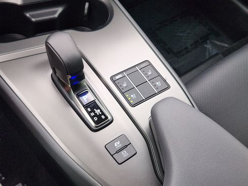 Used 2025 Lexus UX 300h FWD w/ Accessory Package (Z1) image 14