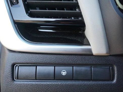 Certified 2024 Nissan Rogue SL image 30