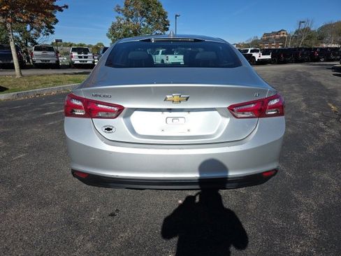 Used 2022 Chevrolet Malibu LT image 4