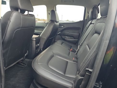 Used 2018 Chevrolet Colorado ZR2 image 12