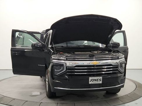 Used 2025 Chevrolet Tahoe LT AWD/4WD image 10