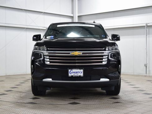 Used 2023 Chevrolet Tahoe High Country image 2