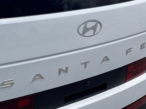 Used 2024 Hyundai Santa Fe SEL FWD image 26