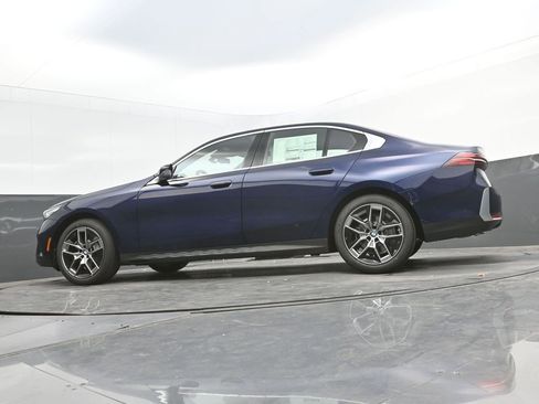 New 2026 BMW 530i w/ Premium Package image 43