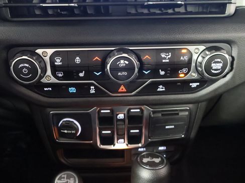 Used 2025 Jeep Wrangler Unlimited Sport S 4xe w/ Convenience Group AWD/4WD image 36