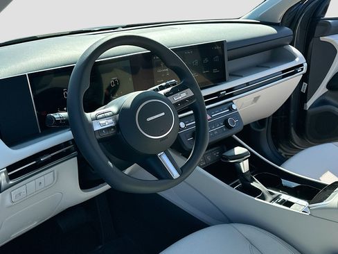 New 2026 Hyundai Tucson SE image 4