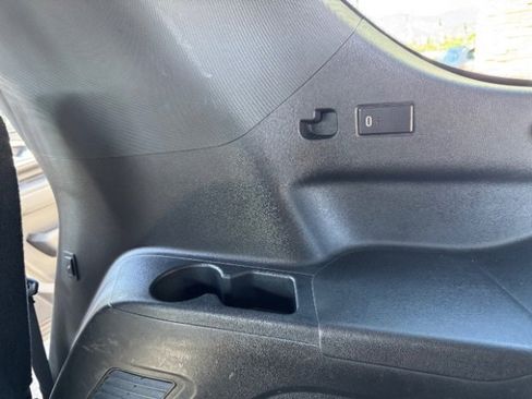 Used 2021 Chevrolet Tahoe Z71 w/ Z71 Off-Road Package image 19