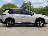 Used 2021 Nissan Rogue SL w/ Premium Package image 4