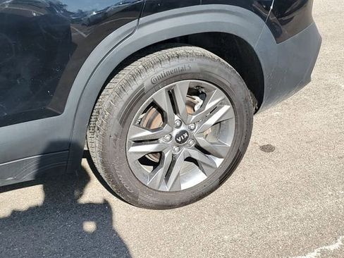 Used 2023 Kia Seltos LX image 30