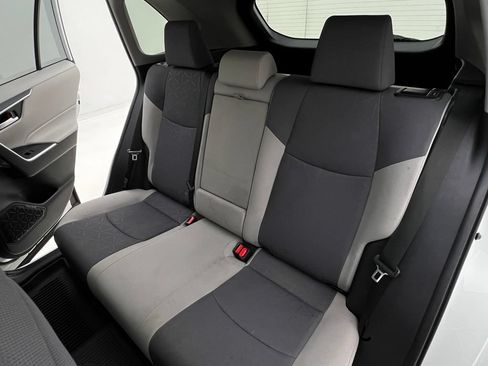 Used 2019 Toyota RAV4 XLE w/ All Weather Liner Package AWD/4WD image 15