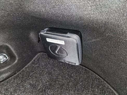 Used 2023 Lexus ES 300h image 97