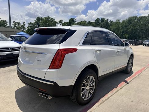 Used 2017 Cadillac XT5 Luxury w/ Driver Awareness Package FWD image 5