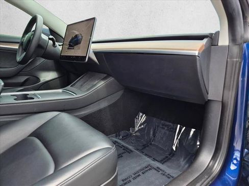Used 2023 Tesla Model 3 Standard Range RWD image 21