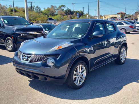 Used 2014 Nissan Juke S image 11