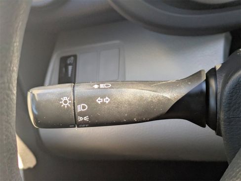 Used 2012 Toyota RAV4 FWD image 29