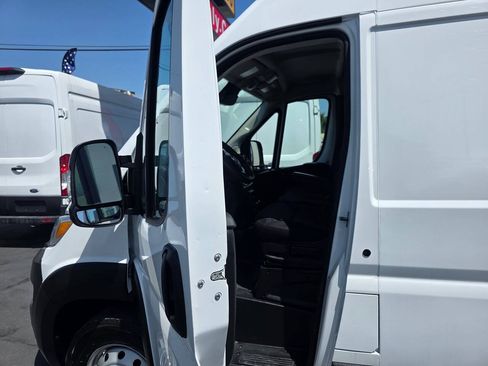 Used 2023 RAM ProMaster 3500 w/ Driver Convenience Group FWD image 14