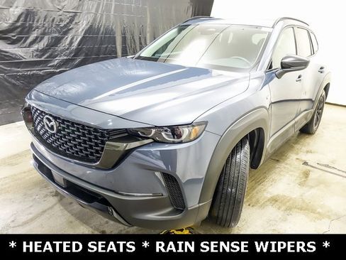 Used 2025 MAZDA CX-50 AWD 2.5 Hybrid w/ Premium Pkg image 4