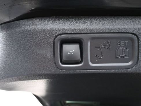 Used 2024 Lincoln Navigator Reserve AWD/4WD image 45