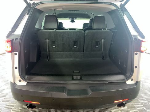 Used 2020 Chevrolet Traverse RS FWD image 28