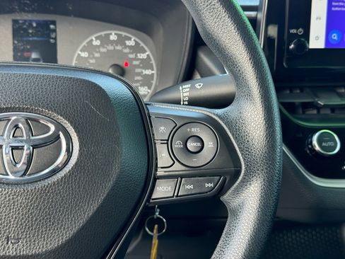 Used 2024 Toyota Corolla LE image 24