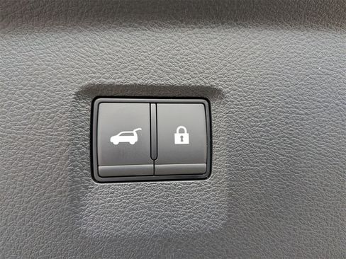 New 2026 INFINITI QX60 Luxe image 33