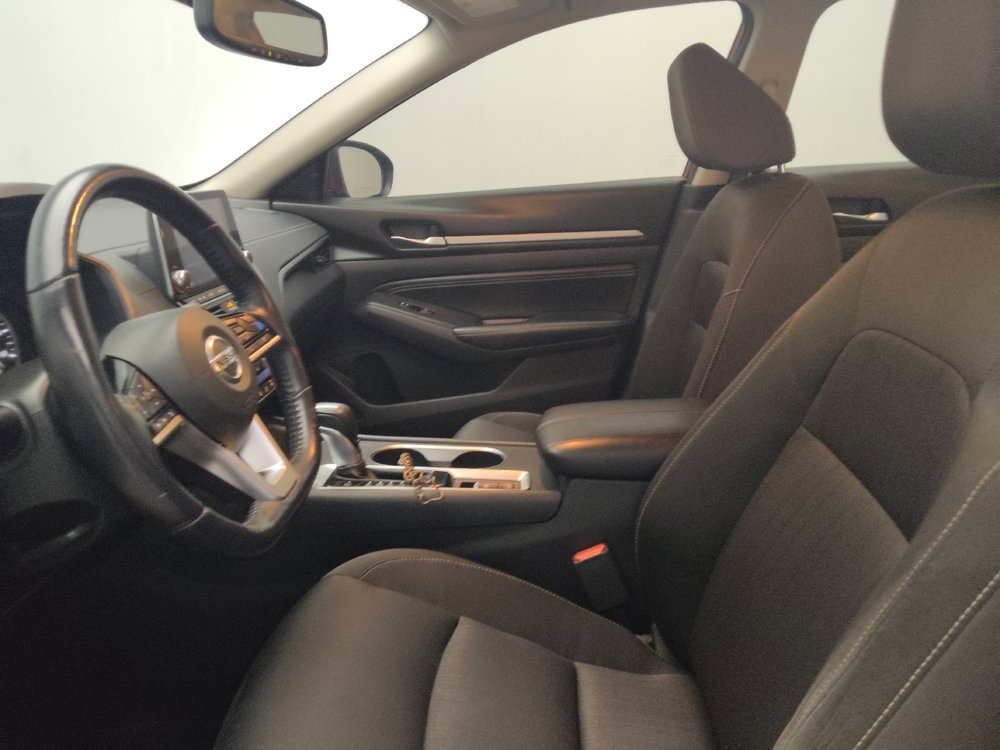 Used 2019 Nissan Altima 2.5 SV FWD image 17