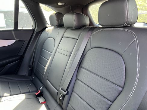 Certified 2022 Mercedes-Benz GLC 300 image 33