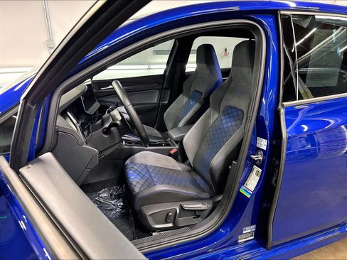 Used 2025 Volkswagen Golf R Black Edition AWD/4WD image 26