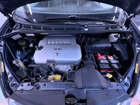 Used 2008 Toyota Sienna XLE Limited image 11