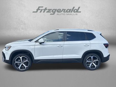 New 2026 Volkswagen Taos SEL AWD/4WD image 3