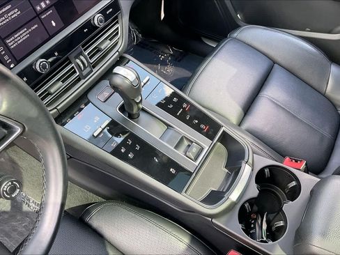 Used 2023 Porsche Macan S AWD/4WD image 15