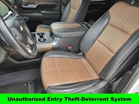 Used 2024 Chevrolet Silverado 2500 High Country w/ Z71 Off-Road Package image 30