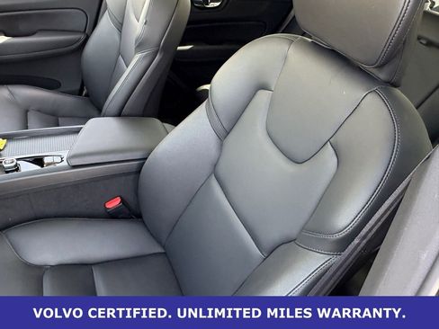 Certified 2025 Volvo XC60 B5 Core image 29
