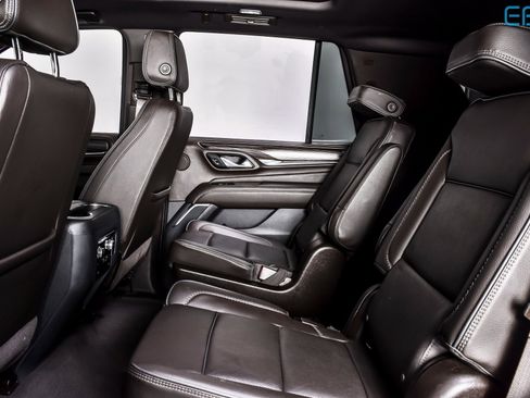 Used 2021 GMC Yukon Denali w/ Denali Premium Package image 22
