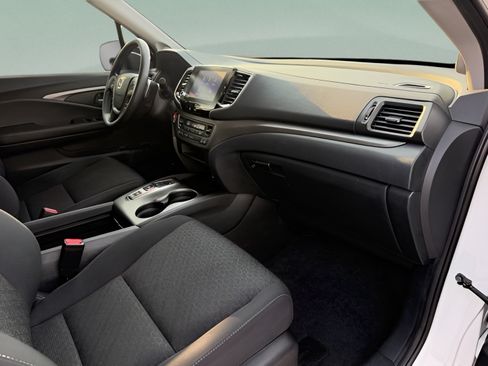 Used 2023 Honda Ridgeline Sport image 28
