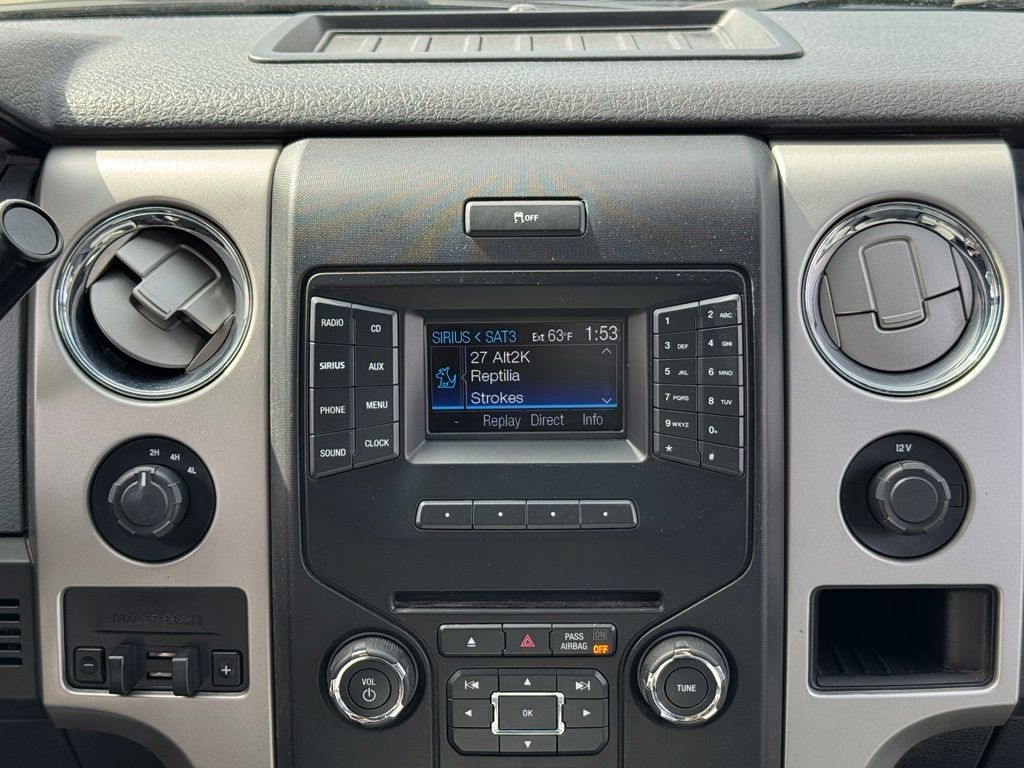 Used 2013 Ford F150 XLT w/ Luxury Equipment Group AWD/4WD image 3