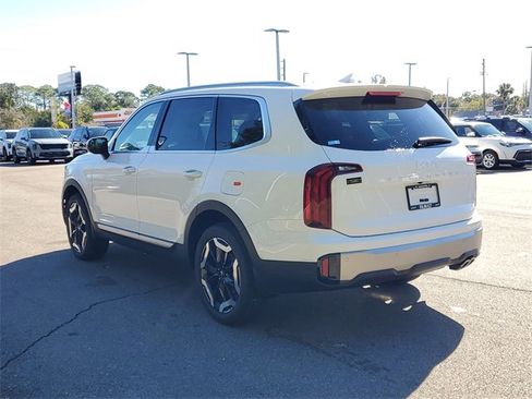 New 2025 Kia Telluride S image 4