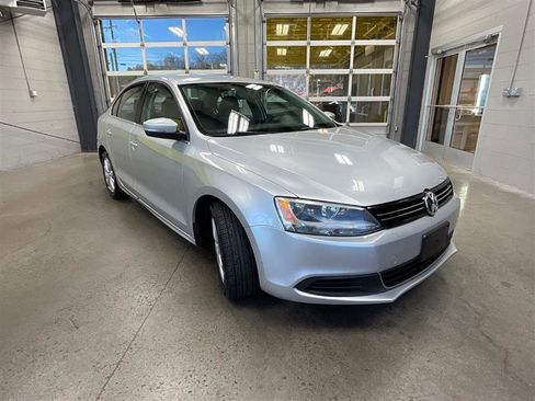 Used 2013 Volkswagen Jetta SE image 7