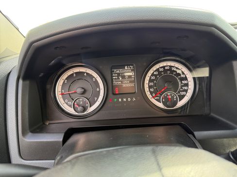 Used 2018 RAM 2500 Tradesman w/ Chrome Appearance Group image 11