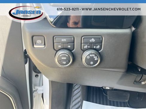 Used 2024 Chevrolet Silverado 1500 LT AWD/4WD image 17