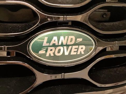 Certified 2025 Land Rover Discovery Sport S image 32