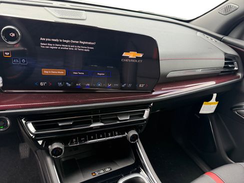New 2026 Chevrolet Traverse RS AWD/4WD image 12
