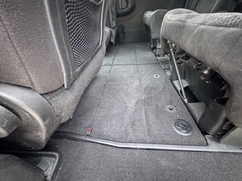 Used 2015 Dodge Grand Caravan SE w/ Quick Order Package 29E SE image 16