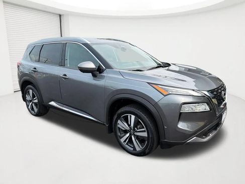 Used 2023 Nissan Rogue SL w/ SL Premium Package AWD/4WD image 3